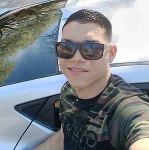 Meet your Posher, Javier